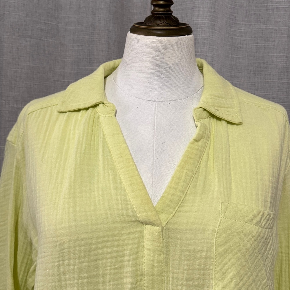 CeCe brand 100% Cotton PopOver Top-Sz M-Light Key Lime Color-Textured-EUC - Picture 2 of 12